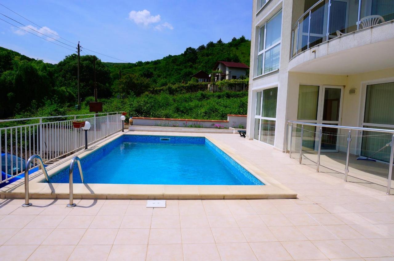 Апартамент Серена - Apartment Serena - Balchik Villa Zone Екстер'єр фото